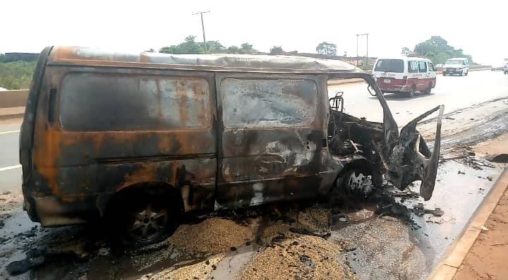 Two Reverend Sisters, Three Others Burnt To Ashes As Two Vehicles Crash At Nawfia Axis Of The Enugu-Onitsha Expressway