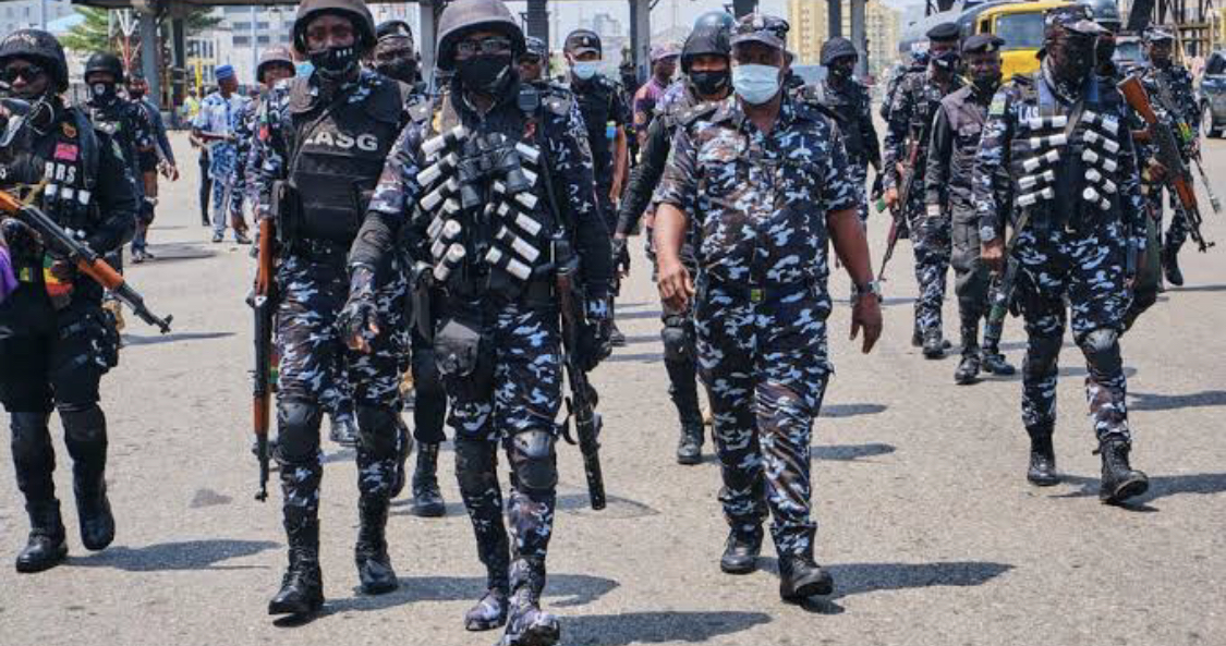 Just In: Police Parade Suspected IPOB Bomb Manufacturer, Simeon Onigbo In Imo