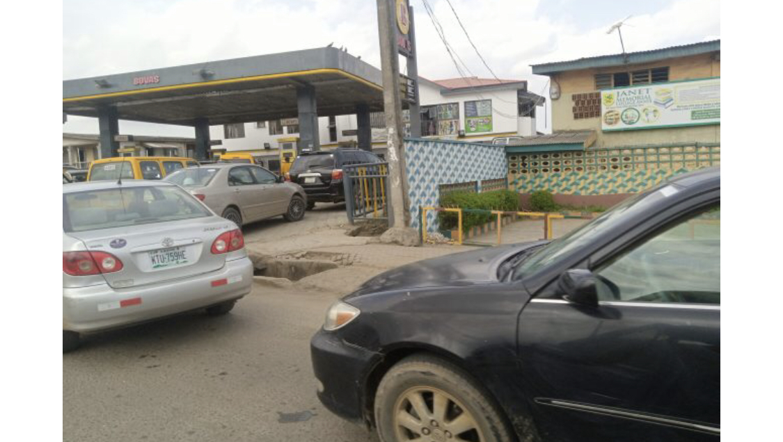 Fuel queues return to Lagos as IPMAN members shut stations