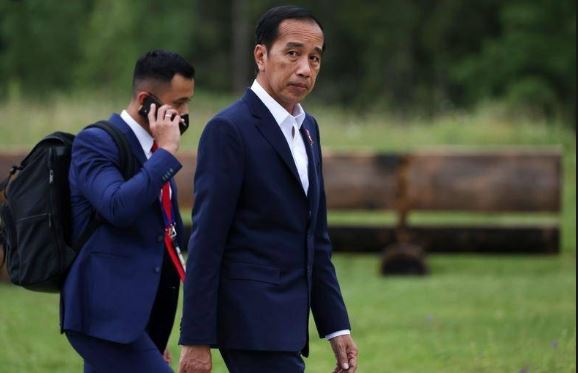 Indonesian president begins ‘peace mission’ to Ukraine and Russia