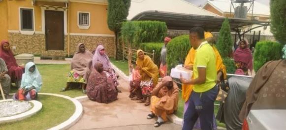Super Eagles captain, Musa donates N100m to 5,000 widows, others in Plateau